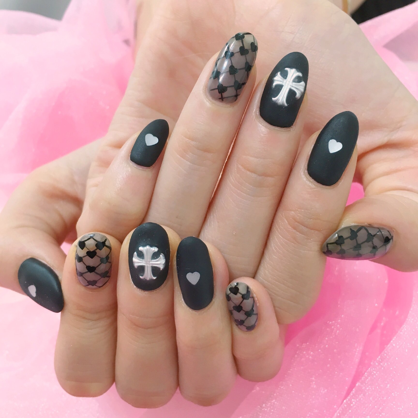 Rumi Nail Ar Twitter ボルドーもブラックも 網タイツが人気 Nail 網タイツネイル 秋ネイル るみネイル T Co 91pos5pw8a Twitter