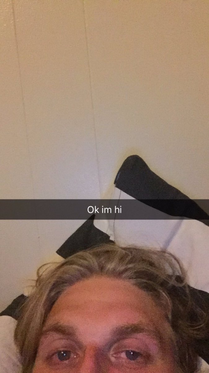 evan_breen's tweet photo. when ur dad ask How's Ur Night on snapchat https://t.co/rRCoH39KZY