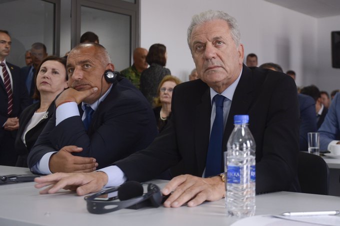 Προβολή εικόνας στο Twitter