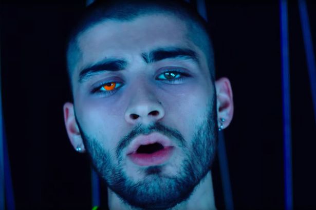 RT if you love the song #LikeIWould by #Zayn!