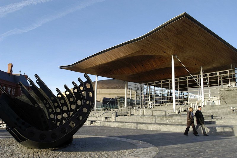 1418NOW's tweet image. Cardiff’s @AssemblyWales is one of 4 brand new venues for Weeping Window as #PoppiesTour continues in 2017. goo.gl/1Jbduz