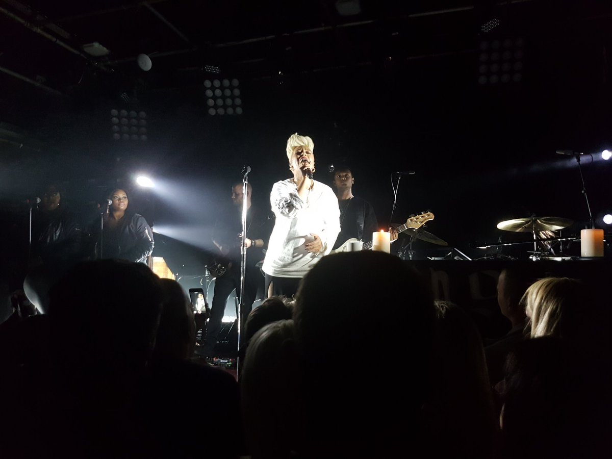 Had a great night lastnight seeing <a href="/emelisande/">Emeli Sandé</a> Absolutey Amazing she is!