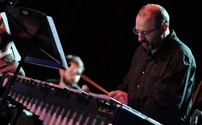 Gocaldascom's tweet image. @FilipeMeloTrio is oppening the #CaldasniceJazz festival tommorow at CCC, #CaldasdaRainha!

pt.gocaldas.com/2016/05/09/out…