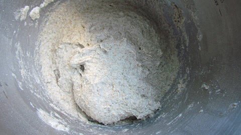 calabriaonline's tweet photo. #Pane genuino. 100% Jurmano kg1 (segale), 110% idrarazione,40 gr di lievito madre seccato e grattugiato, impasto ad immersione tipo calce... https://t.co/JxcZHh62P3