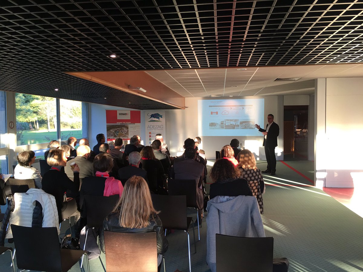 clubteamconnect's tweet photo. Café rencontre au sein du #datacenter #marcoussis #data4 avec #adezac @cciessonne @EssonneReussir https://t.co/auMcf3B1xc