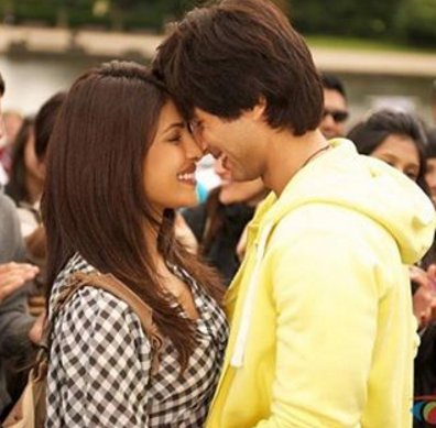 zeecinema's tweet photo. Name a film in which they starred together!
@shahidkapoor @priyankachopra #ThrowbackThursday https://t.co/LN6Dll3rh9