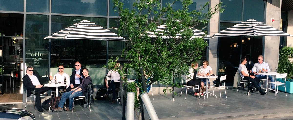 Seems like I'm not the only one excited about the sun being out today. Haven't seen these tables full in a long time <a href="/SthCentral/">Sth Central</a>