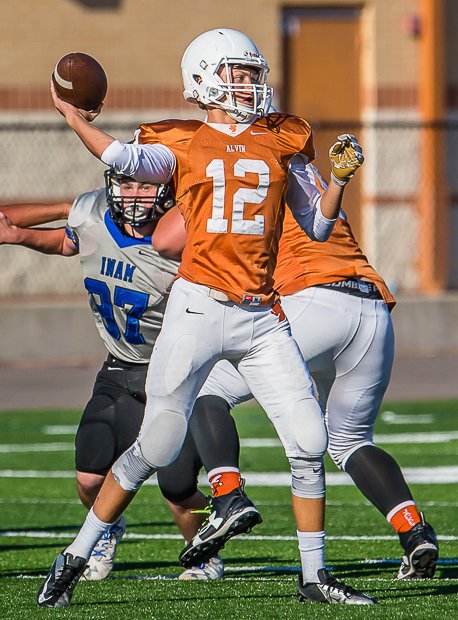 JohnGodwinMP's tweet photo. @JohnGodwinMP @ClearSpringsHS @ClearSpringsFB @AlvinJacketFB @alvinjacketsfb  JV B vs JV White photos at https://t.co/VRV4G7AfHU https://t.co/03lbt6HShy