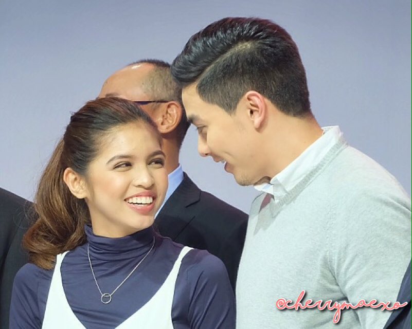 I just love seeing your smile,can spread the aura of happiness coming from within...😍😍
I love you meng <a href="/mainedcm/">Maine Mendoza</a> ❤❤
#ALDUB64thWeeksary
ctto