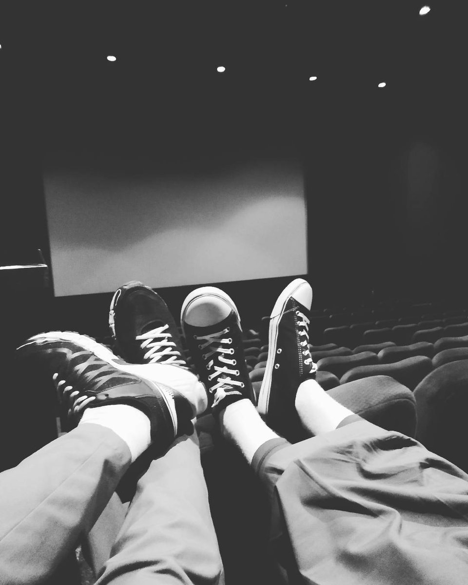 RMR_SATIAWAN's tweet photo. Bioskop aja disewa, apalagi monas πππ β€β€β€ #bioskop21 #cinema21 #xxi #cinemaxxi #HumorBaper #blackandwhitephotography https://t.co/bbFEGEzONH