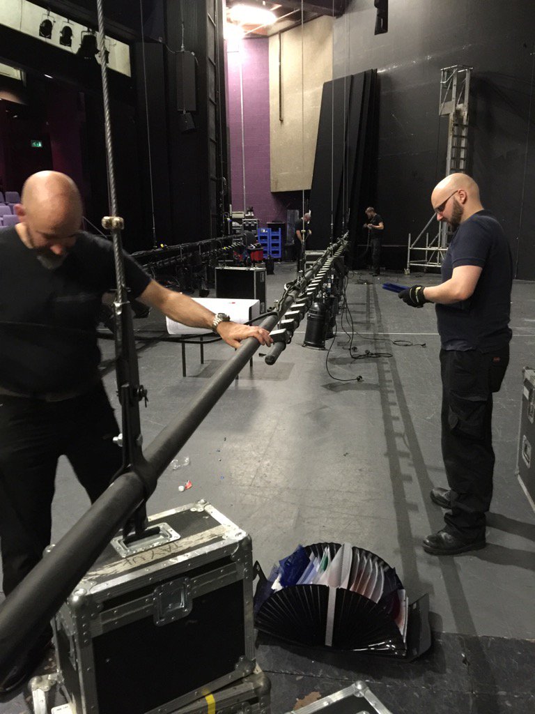 SpyMonkeySpy's tweet photo. Bit of light breakfast with @LXRefreshment @ags50 for @Spymonkeycomedy #TCD @warwickarts https://t.co/gssn8daQWH