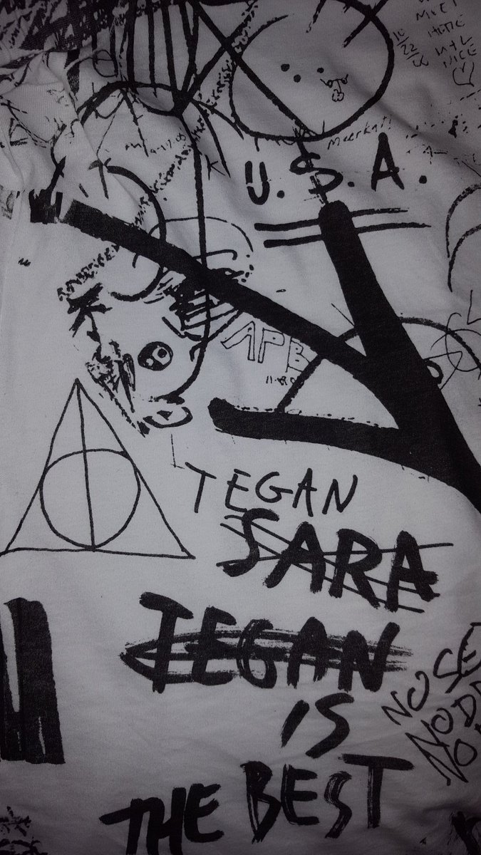 RideLaughLove's tweet photo. @teganandsara Love my new hoody and graffiti tee! Got so excited when I noticed the deathly hallows. My two favs combined! Awesome night! https://t.co/R1Eff3AjuK