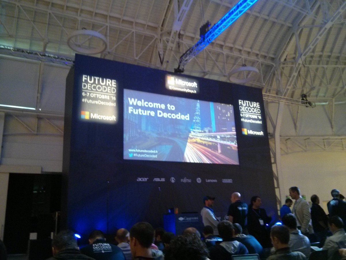 massimoappi's tweet photo. #FutureDecoded presente! https://t.co/vFWctUGgOo