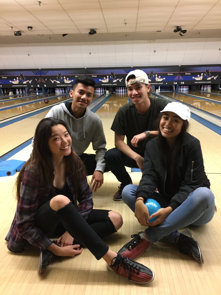 sophiaaatee's tweet photo. fuckin loooveee my KASA fam #drowling 🎳🔥 https://t.co/ggN159MKZf