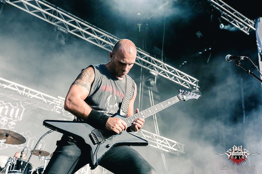 FallOfSummer's tweet photo. #souvenir #DeadCongregation #FoS2016
📷 @Hellbangeuse https://t.co/WB8SM90M8b