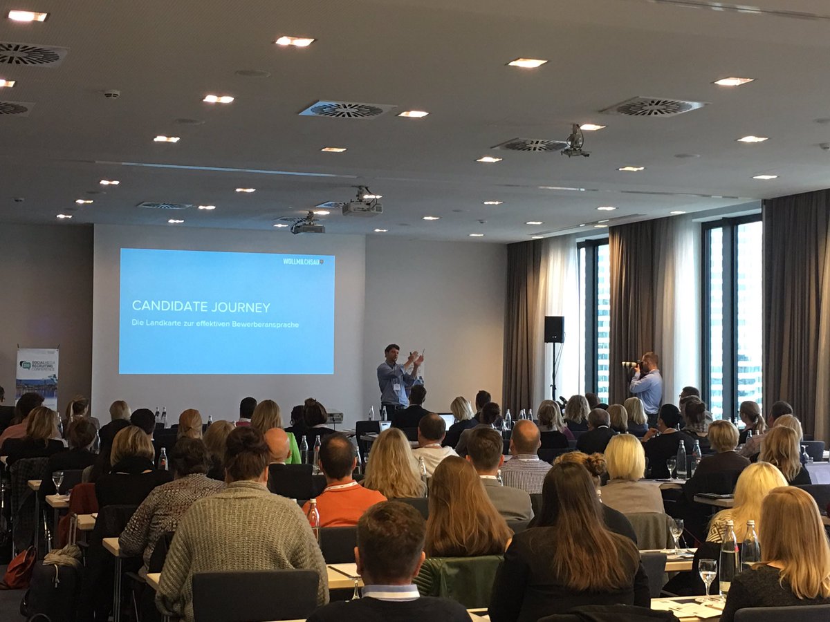 FeelGoodAtWork's tweet photo. Erkenntnisse zur Candidate Journey von @jankirchner #smrc16 #fgaw https://t.co/SSxsZvYK2E