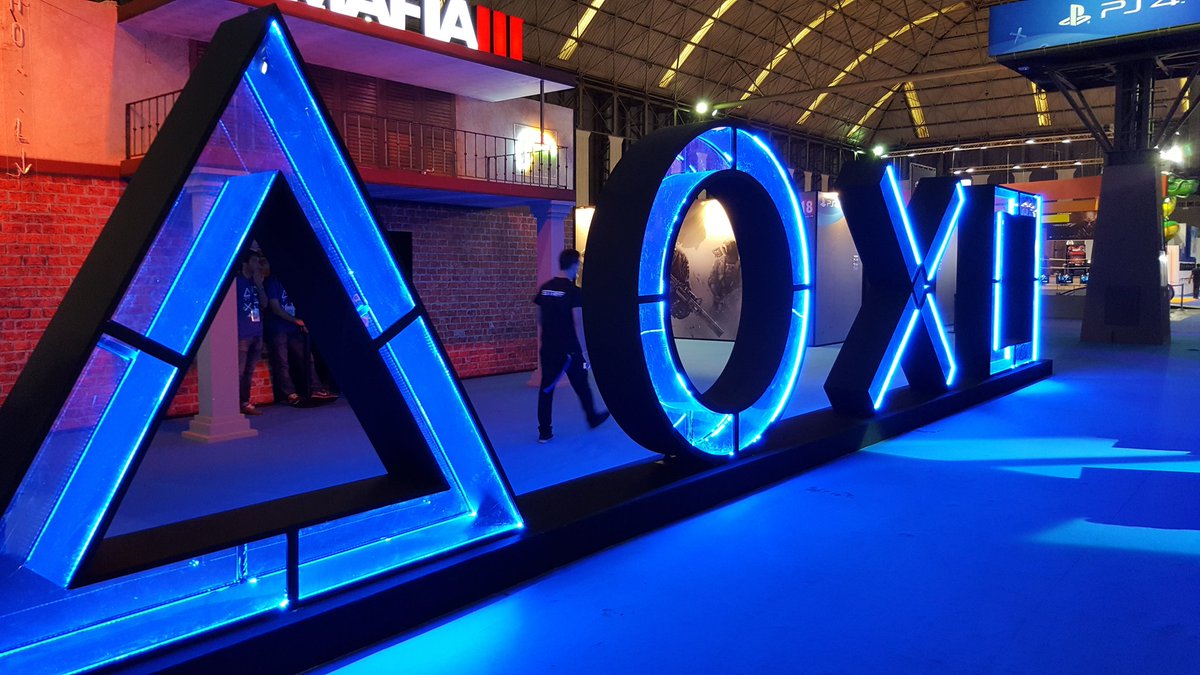 PlayStationES's tweet photo. Buenos días. Día 1 de #PlayStationBGW ¿Estás preparado? https://t.co/kToQj6RrCX