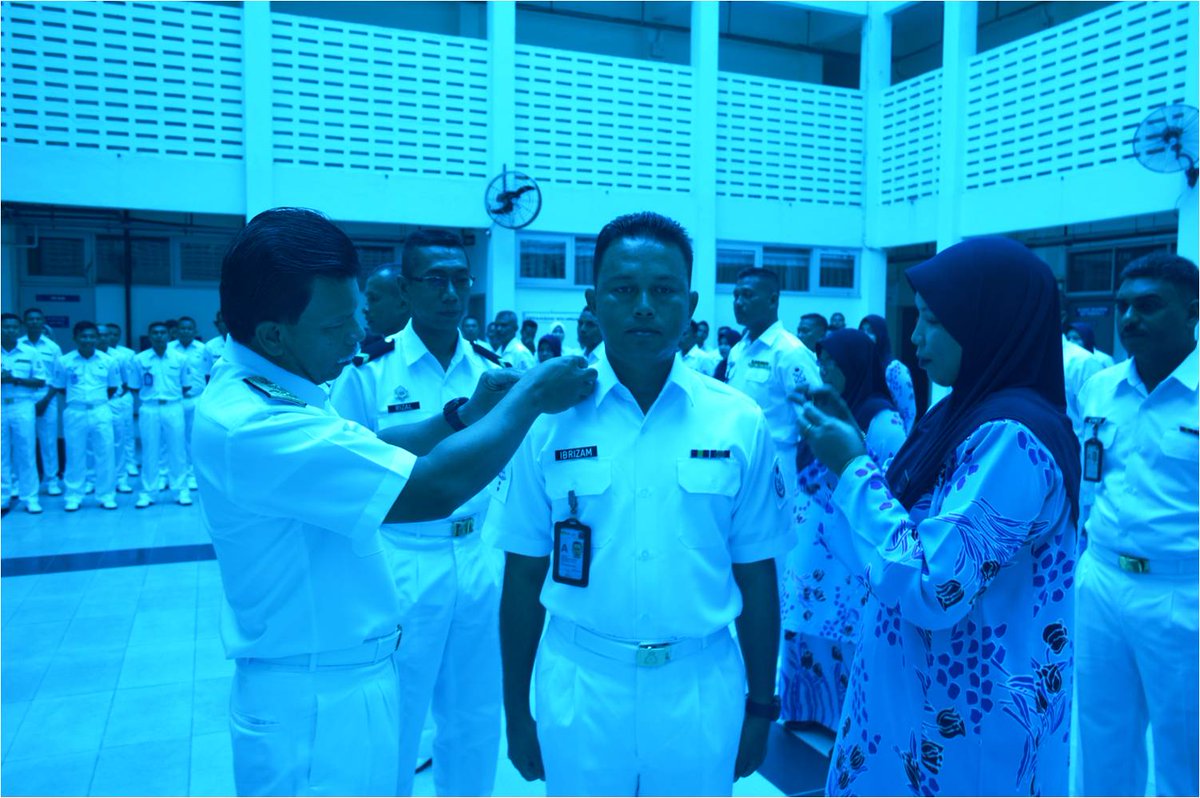 Pangkat dibahu selari tugas digalas #kebajikan <a href="/mawilla2/">MAWILLA 2</a> @pulendren <a href="/tldm_rasmi/">Royal Malaysian Navy</a> <a href="/mykamarul/">Kamarul</a>