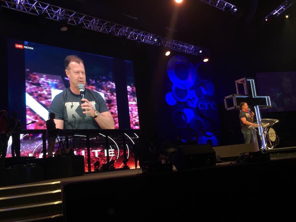 glennschroder's tweet photo. " God is with you! God is for you! God is on your side!" PS @AtBoshoff #Dreamweek2016 #1Conference2Cities https://t.co/aQ1ZBJjQE4
