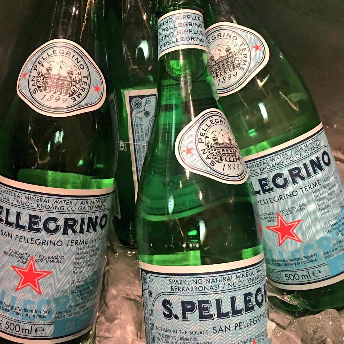 iwbsindia's tweet photo. Moment of pride for the Indian Sommelier Championship to have @AcquaPanna &amp; @SanPellegrino as their official water.@PullmanNewDelhi #ISC2016 https://t.co/LCrw85t2lK