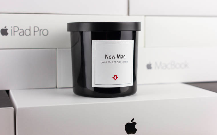 ieupmedia's tweet photo. Une bougie parfumée qui sent le Macbook neuf https://t.co/gL6gINkXzJ https://t.co/gAOdUBz4BZ