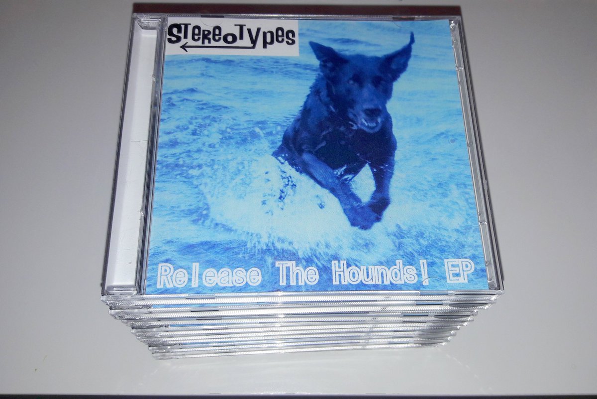 StereotypesUK's tweet image. #ReleaseTheHounds EP launch today! #SongOne #ThrowAChair #HotDawg #Typecast songs &amp;amp; vids plus bloopers on CD/DVD combo! DM for a copy!