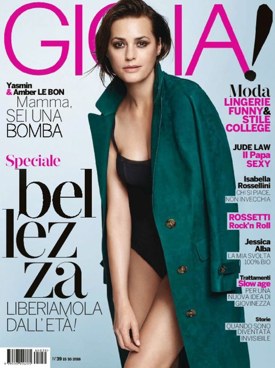 Yasmin on the 15th October 2016 cover of Gioia! magazine (photo by David Oldham for Elle Germany)