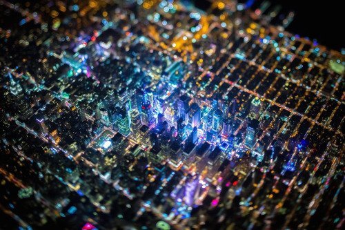 CauseWereGuys's tweet photo. New York at night, from space, looks craazy https://t.co/R3g2KbcDSo