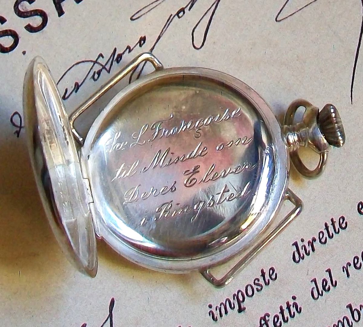 vintwatch1955's tweet photo. I've just added some very interesting #vintage #Zenith (ex pocket customized) vintage watch 1920c #ebay ➡ https://t.co/5VCJS4JVAZ ⚜ 550 euro https://t.co/6WKLinwLPt