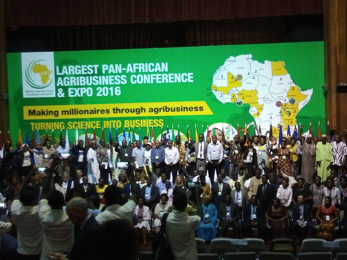 MorrisMaina_'s tweet photo. Winding up #AAINTSB ; "Our core mandate is to incubate Incubators/Create a lasting impact throughout the world" ~ CEO @AlexARIHO1 https://t.co/Q3qV3AbiYQ