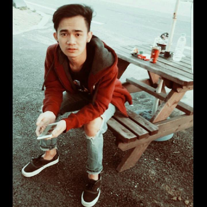 Come join me, or you'll be left behind #BIGOLIVE.  web.live.bigo.sg/2120389024_425…