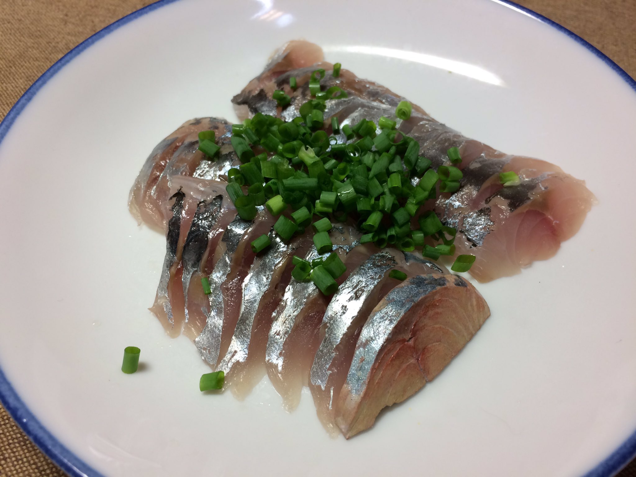 川崎刺身 おいしそうなアジの刺身があると思って食べようと思ったらwww 刺身盛り合わせです 川崎の和食 日本料理 懐石料理 築地