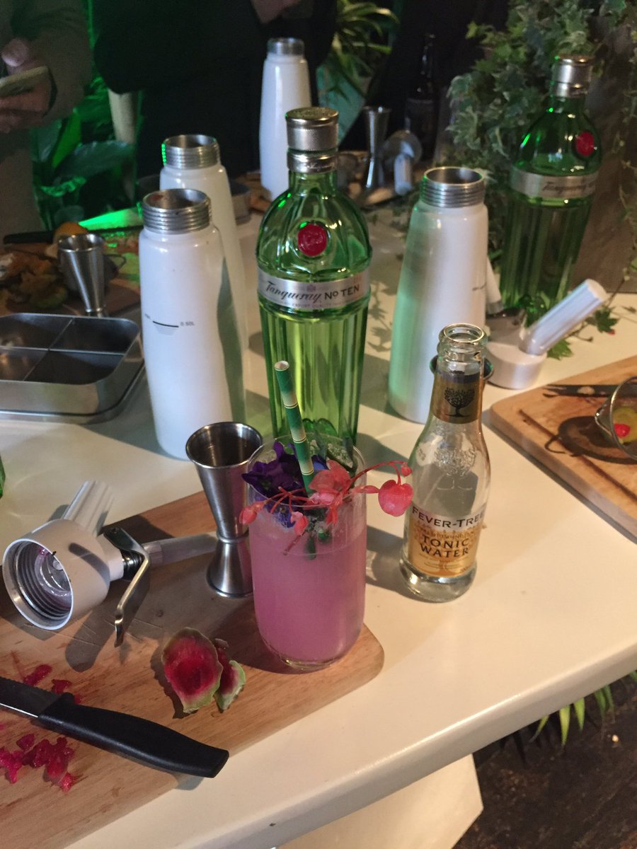 2005lloydb's tweet photo. Fantastic experience at #LCW @WorldClass Hub with #Tanqueray10 #WorldClassHouse perfect Gin Masterclass https://t.co/rYhbg3P4mM