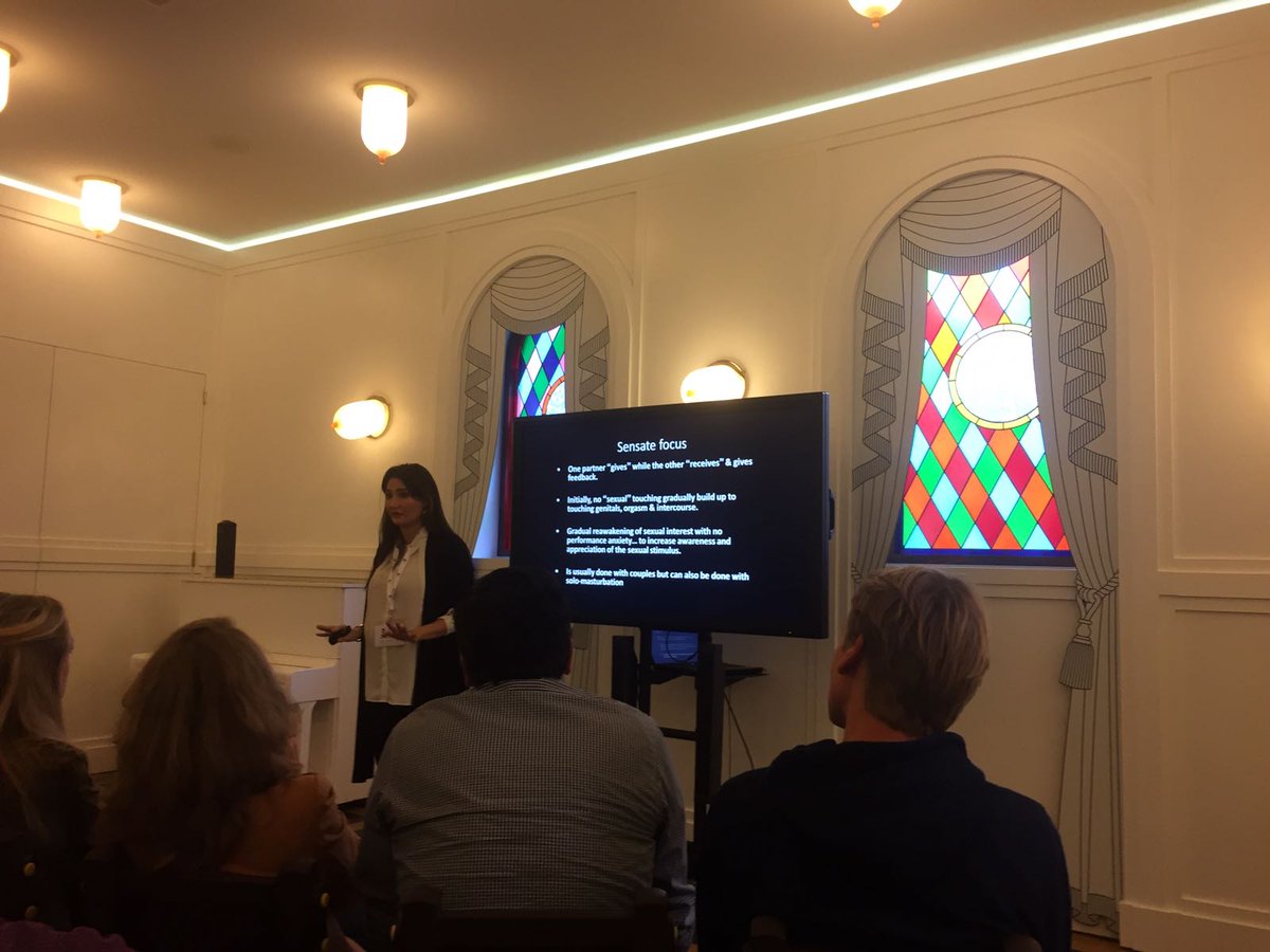 ptcongres2026's tweet photo. @charmaineborg geeft een workshop over seksualiteit als universele factor. #ggz #pt2026 #wadaoz https://t.co/hieDXgxVJ4