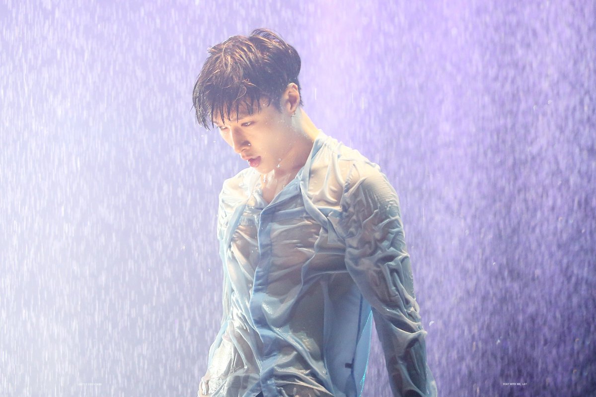 knockknock0408's tweet photo. [HQ] 160723 LAY cr.STAY WITH ME
https://t.co/wBUVHBC09j
#beHAPPYIXING https://t.co/s0lQlffLyZ