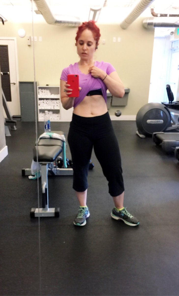 Andrea_Rosu's tweet photo. Starting to work off some of that pasta & gelato. Feels good to be home!! #workoutgoals #thighsarefeelingit #lovesweating https://t.co/29mEryXVob