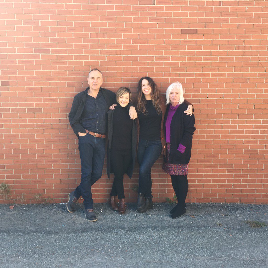 HeatherRankinMe's tweet photo. Glorious first day of rehearsal @danielmacivor @Stefunnymacd @MulgraveRoad @EmmyAlcorn #smallThings https://t.co/WeuqygluSn