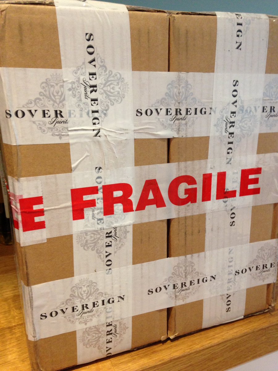 Oh my, this looks exciting....! 🍸🛎🛎