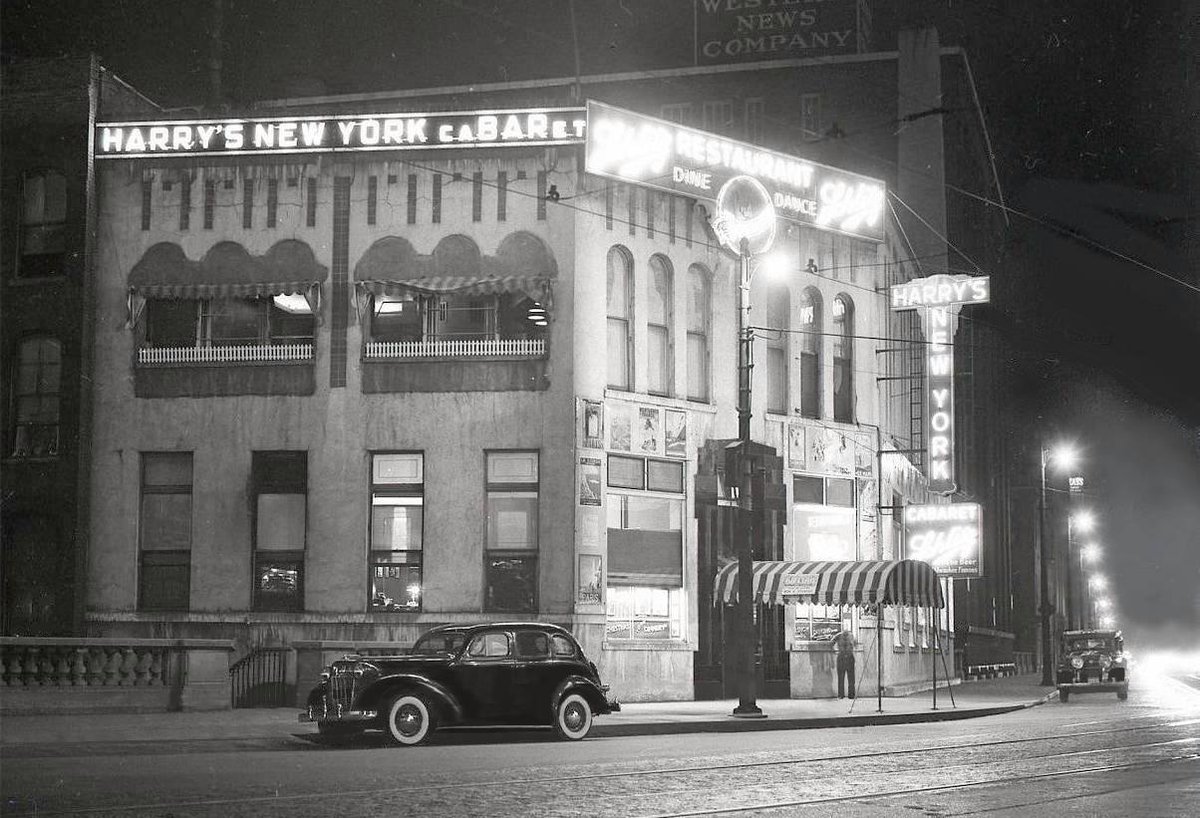 Harry's New York Bar, in Chicago Facebook.com/HistoryAuthor <a href="/ChicagoMuseum/">ChicagoHistoryMuseum</a> <a href="/Chicagohistory2/">Chicago • History</a>