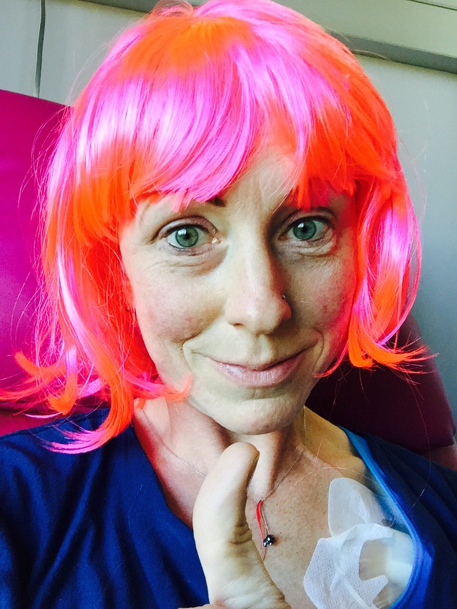 rouge_crabe's tweet photo. #dernierechimio #lastchemo #octobrerose #pinkoctober un peu d'humour en rose! @Eugene_Marquis @Canceretenvies @RubanRose @ROSEMAGAZINE1 https://t.co/PWYLh1vIGW