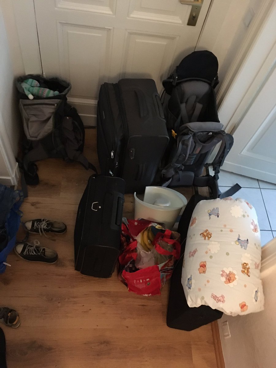 la_fool's tweet image. Reisevorbereitungen für ein EduCamp ❤️#echat16