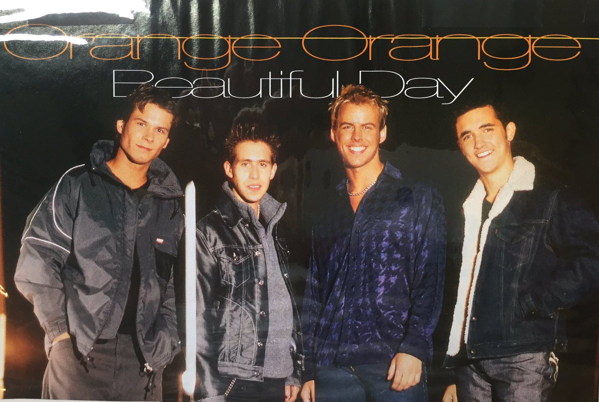 GilesKristian's tweet photo. @SmashHits_ @Music9021 From #SmashHitsMag November 97. (Found in my grandfather's scrapbook) #ThrowbackThursday https://t.co/i1PwBTgzDt