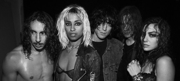 ARROWS OF LOVE in BRIGHTON w/PLASTIC MAN &amp; MADONNATRON - TONIGHT at STICKY MIKE'S FROG BAR!
Event: goo.gl/kArbT2 

RT xx