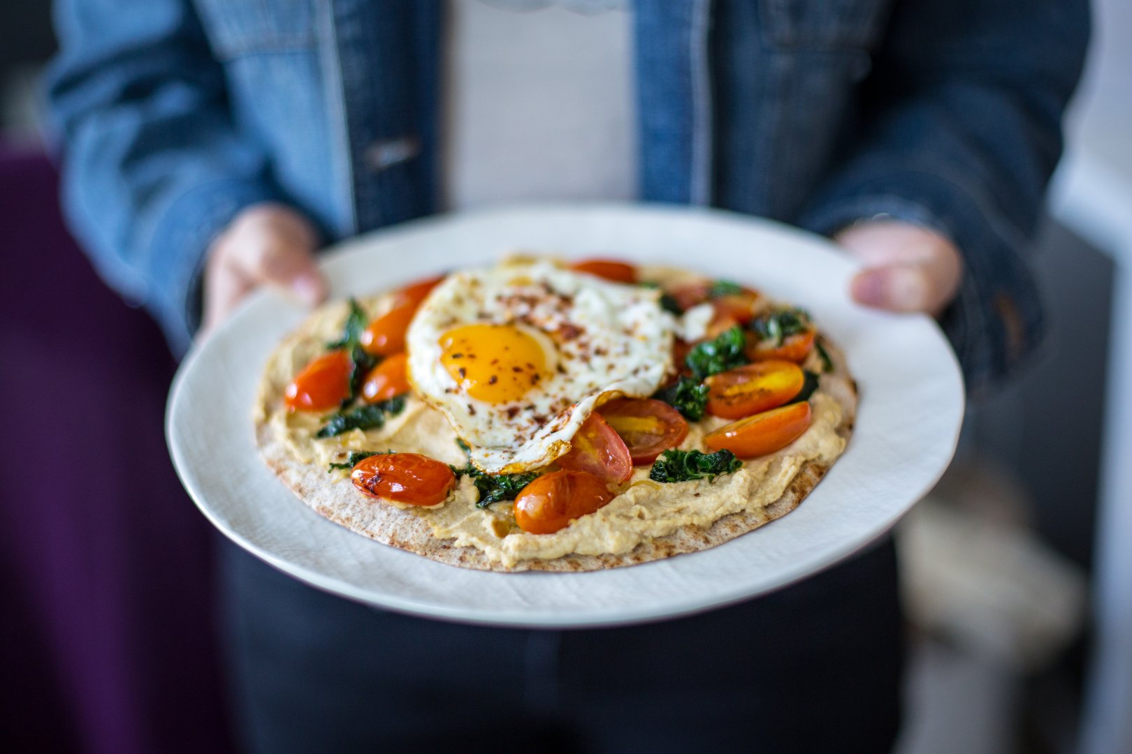 Egg, Kale, and Tomato Breakfast Wraps with Hummus Recipe