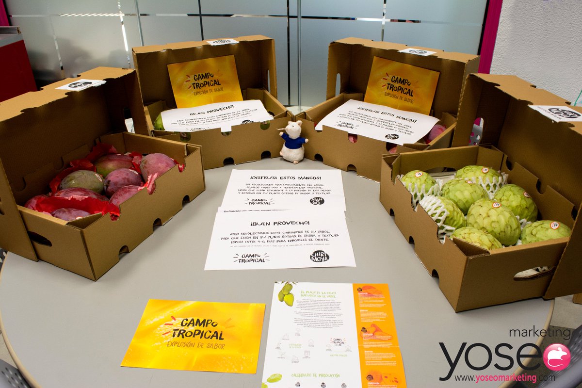 YoSEOmarketing's tweet photo. ¡Todo un regalazo de @CampoTropical! Deseando hincarles el diente ¡Qué aproveche! #ClientesSatisfechos #ExplosiondeSabor #FelizJueves https://t.co/aJRVwugjqL