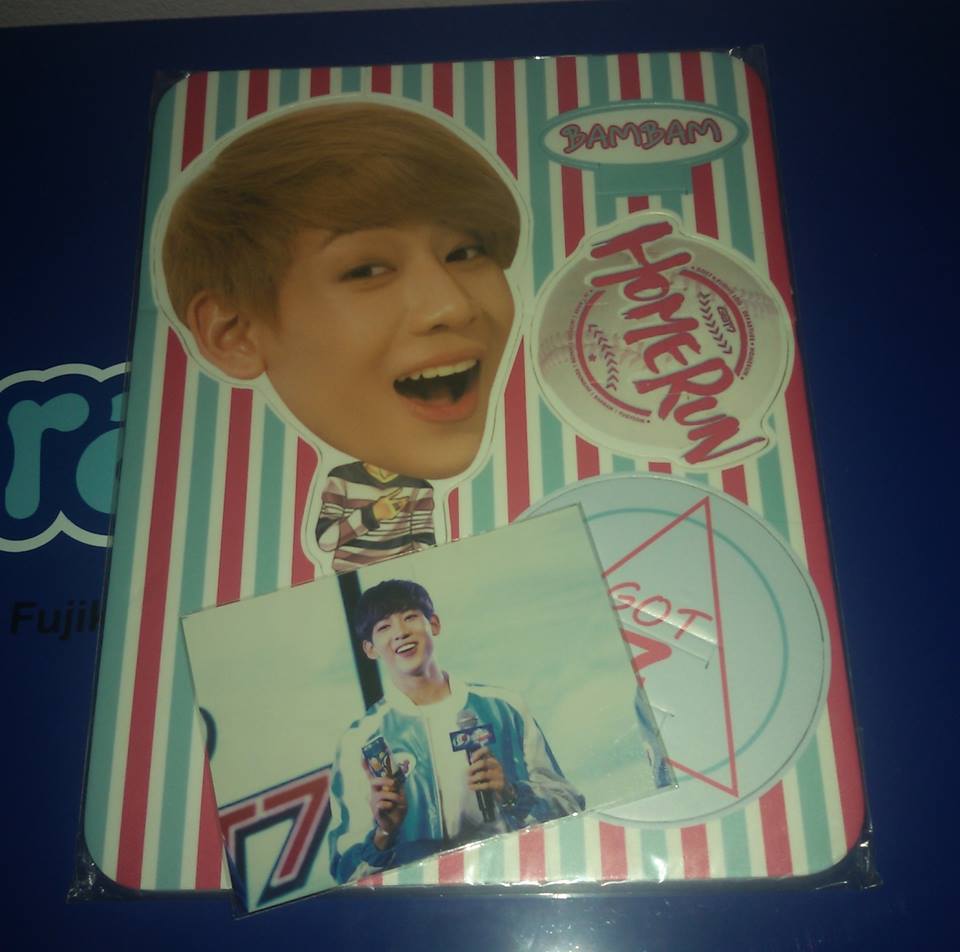 sscham__'s tweet photo. แจกค่ะแจก รีอย่างเดียวไม่ต้องฟอลค่ะ
เงิน 200 บาท 1 รางวัล
สแตนดี้แบม 1 รางวัล 
ปิดรีพรุ่งนี้ 2ทุ่ม ประกาศ 3ทุ่ม
#HardCarry1stWin #HardCarry https://t.co/N4iY7Mt6aj