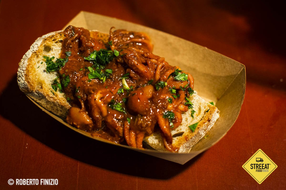 La cucina di mare Viareggina approda a Udine.
<a href="/ComuneDiUdine/">Comune di Udine</a> @FVGlive @AzaleaPromotion