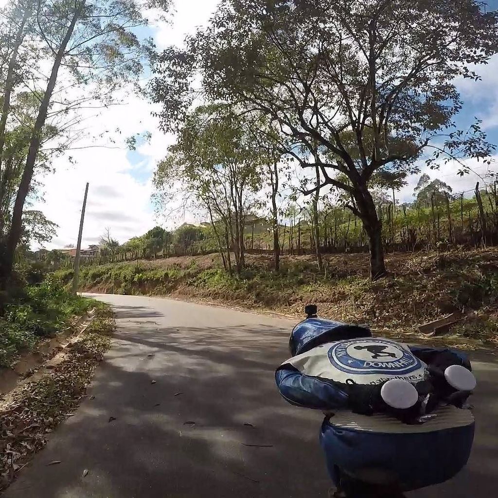 mylongbrothers's tweet photo. #bomdia
#mylongbrothers
#downhill #downhillskateboarding #photo #skatedownhill #skoatrucks #downhillspeed #longboa… https://t.co/JxttcAZdoC