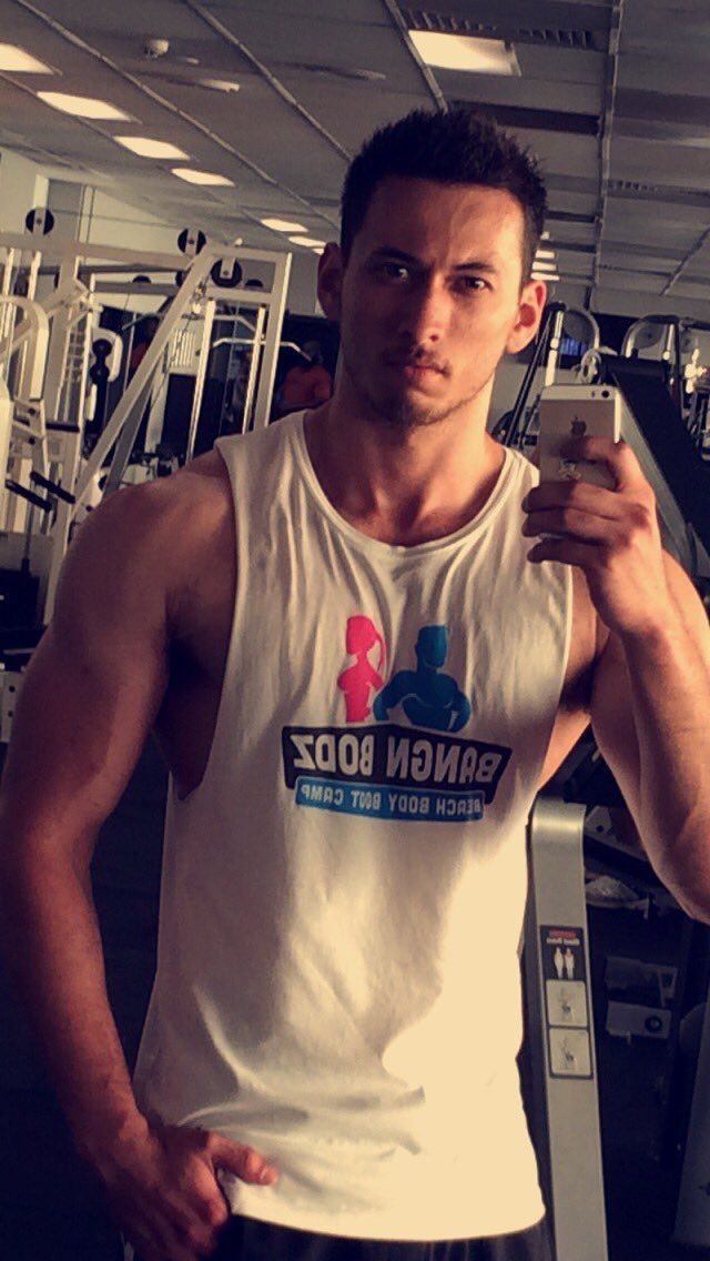 DanielTonga66's tweet photo. Go hard! https://t.co/smvu20HnNZ
