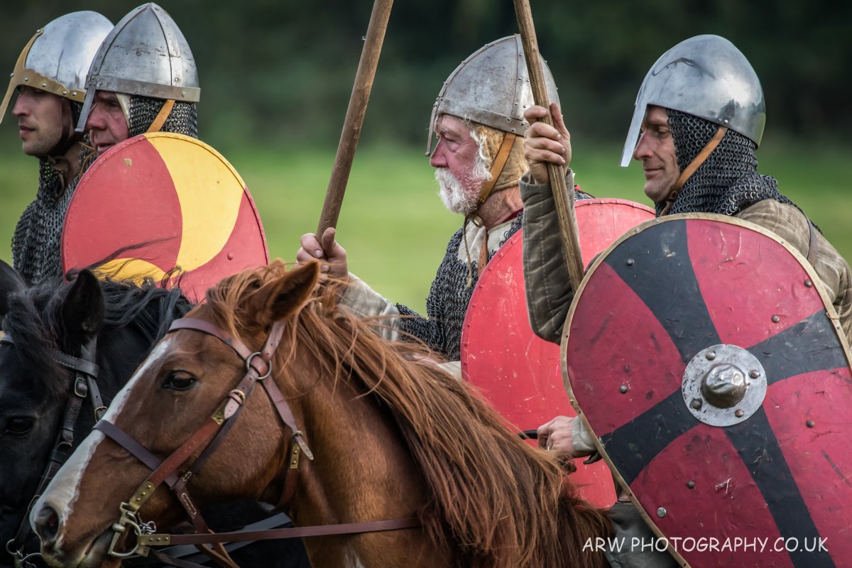 arwphotography's tweet photo. "Another day nearer" its going to be a big one !! Battle of Hastings 2016 @1066battleabbey #950th https://t.co/qciwFYbzVP